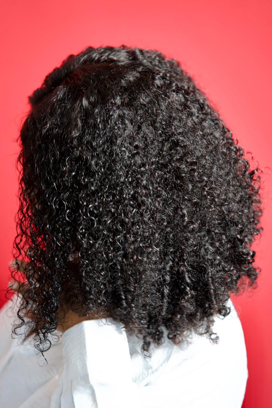 Clara Black - Perruque Femme Noire Bouclée 16" | Lace Wig Naturelle