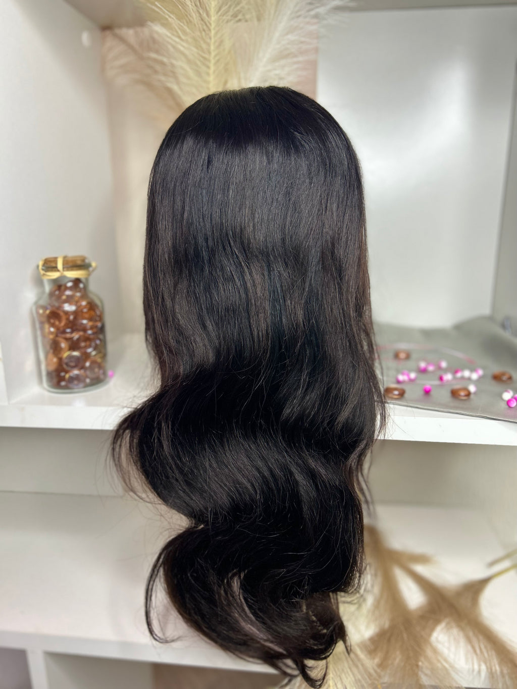 Charmante - Perruque Femme Noire Ondulée 20" | Frontal Wig Transparente