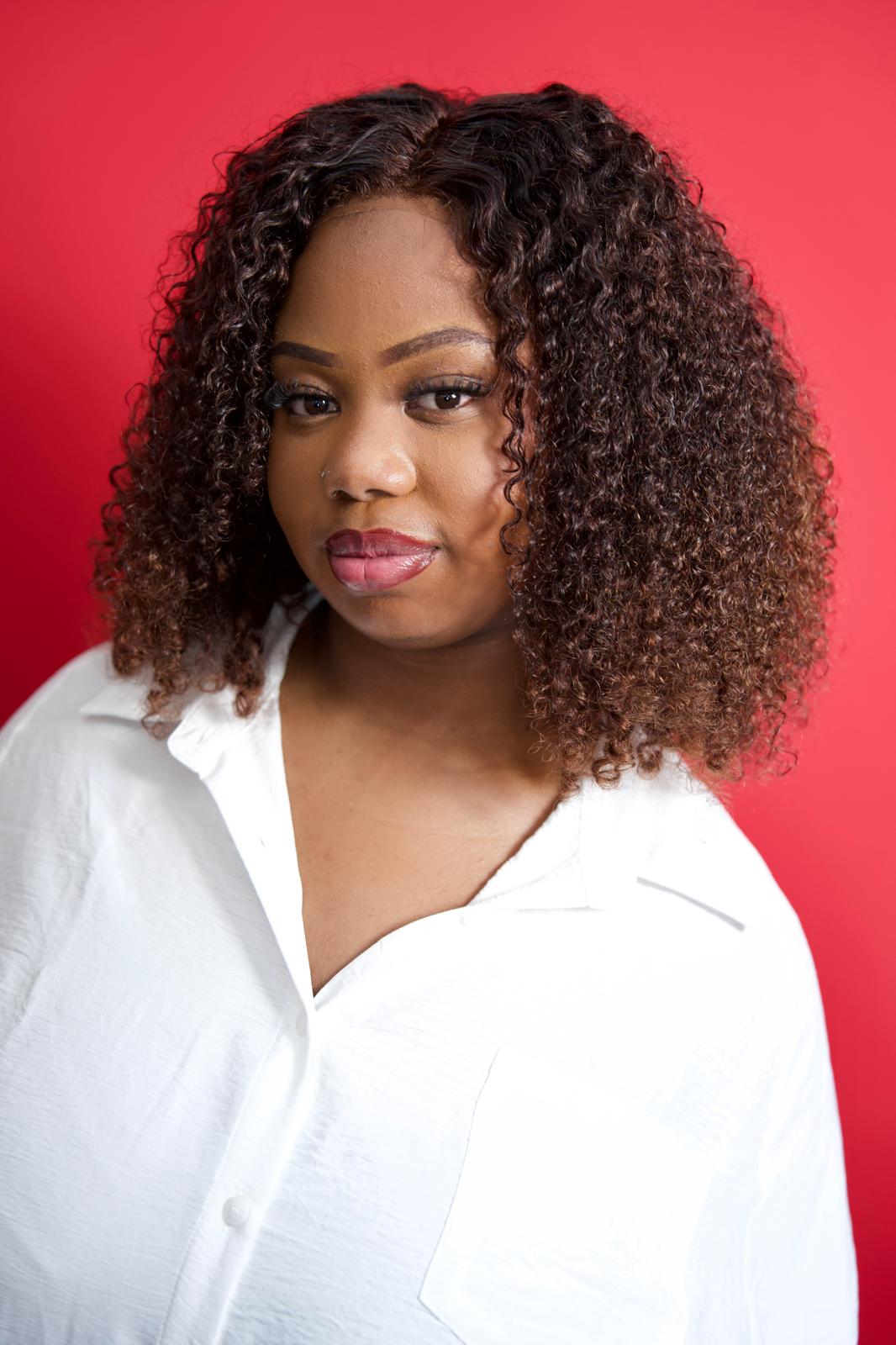 Clara - Perruque Femme Châtain Clair Bouclé 16" | Lace Wig Naturelle